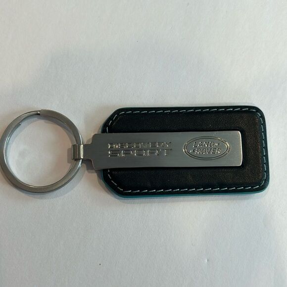 NWOT Land Rover Silver Leather Key Chain - Picture 2 of 5